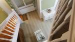 escalier peint blanc