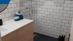 Transformation d'une Salle de Bain à Loctudy : Douche à l'Italienne et Design Moderne