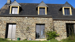 Création de lucarnes et rénovation de l'entrée extérieure d'une maison aux alentours d'Avranches 50300 (avant/après)