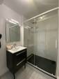 Salle de bain après