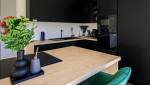 Fourniture et pose d'une cuisine avec ilot central