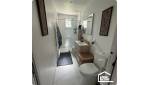 salle de bain en longueur 