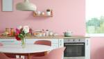 Cuisine mur en rose pâle