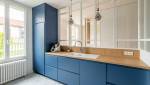 Espace de cuisson moderne avec des équipements intégrés – Mareil-Marly.