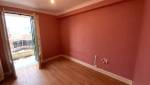 Appartement avant sa rénovation avec parquet immitation bois à ALÉS 30100