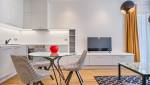 cuisine moderne et ouverte sur appartement - Le Chesnay