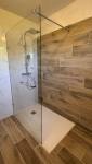 Douche salle de bain bois La Maison Des Travaux Ales