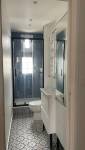 Salle de bain en longueur à Levallois