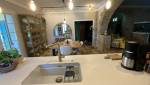 Lavabo doré La Maison Des Travaux Alès
