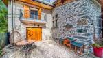 De jolis murs en pierres apparentes