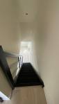 Application peinture noire escalier 