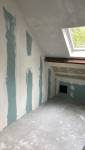 Des espace de chambre confortable et lumineux