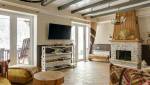Rénovation du salon d'une vieille maison en pierres La Queue lez Yvelines