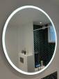 Miroir LED dans une salle de bain rénovée - Nantes 44200