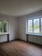 sol PVC et peinture au mur