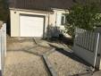Travaux de rénovation extérieure en cours sur une allée de garage - Sénart 77127