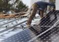 Travaux d'installation de panneaux photovoltaïques en cours - Lieusaint 77127