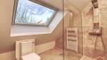 Rénovation de salle de bain avec travertin
