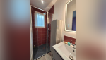 Rénovation salle de bain rouge - Après
