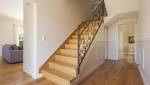 Escalier rénové et habillé en chêne de fil