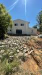 maison sur Saint-Julien le Montagnier La Maison Des Travaux de Manosque pour tout le gros œuvre d’une extension de maison.