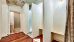 le parquet rénové dans les vestiaire