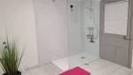 rénovation salle de bain à blain : pose d'une douche receveur plat