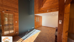 artisans rénovation Savoie, transformation chalet années 70, rénovation pièce de vie chalet