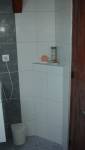 Petite salle-de-bain avec baignoire salle à Montmorillon