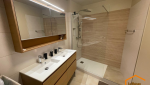 salle de bain entièrement rénovée