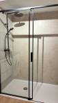 Douche italienne moderne rénovée à Bruz