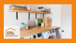 Buanderie rénovée avec plan de travail bois clair et rangements pratiques – par Sandrine Férin, La Maison Des Travaux de Marmande.