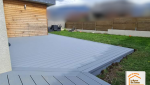 travaux terrasse Megève, entreprise terrasse Sallanches, pose composite extérieur, terrasse sur-mesure Chamonix, terrasse moderne montagne, La Maison des Travaux Chamonix Mont-Blanc