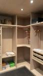 Dressing ouvert sur mesure dans pièce aveugle