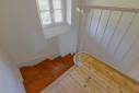 Rénovation et isolation d'une maison de famille située dans l'ouest de Lyon (69450) : montée d'escalier 