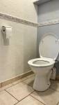 toilette avant rénovation chambre parentale et toilette La Maison Des Travaux Bruz