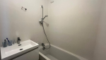 Baignoire carrelage salle de bain