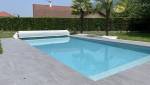 Une belle piscine, une belle terrasse, comme neuves
