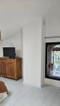 Aménagement suite parentale avec salle de bain contigue à l'étage ancienne grange Pleyben (29190)