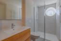 Rénovation et isolation d'une maison de famille située dans l'ouest de Lyon (69450) : salle de bain