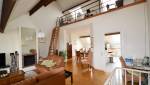 Parquet massif chêne pour ensemble maison avec mezzanine La Maison Des Travaux