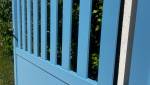 Portail PVC bleu ciel
