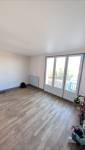 avant pièce de vie rénovation intérieure appartement