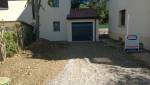 Création d'une allée devant garage pour une maison 