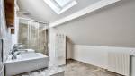 une salle de bain familiale et optimisée sous les combles - Houdan