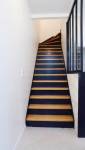 Rénovation complète d’une maison à Sautron pour un projet locatif escalier bois