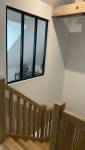 Escalier sur-mesure après travaux – Allier esthétisme et praticité dans une rénovation de maison