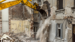 Travaux de démolition avant construction