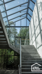 Verrière montée d’escalier lumineuse