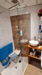 Salle de bain rénovée pour accessibilité La Maison Des Travaux Ales